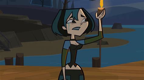 Videos Tagged with gwen (total drama island) .